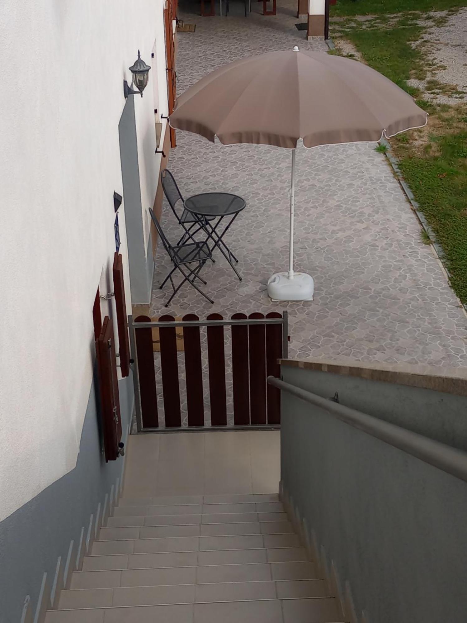 Apartmani Bartulasi Roc Exterior photo